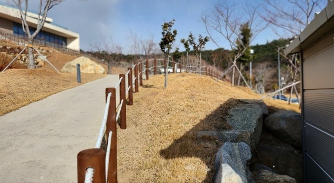 산책로 난간설치